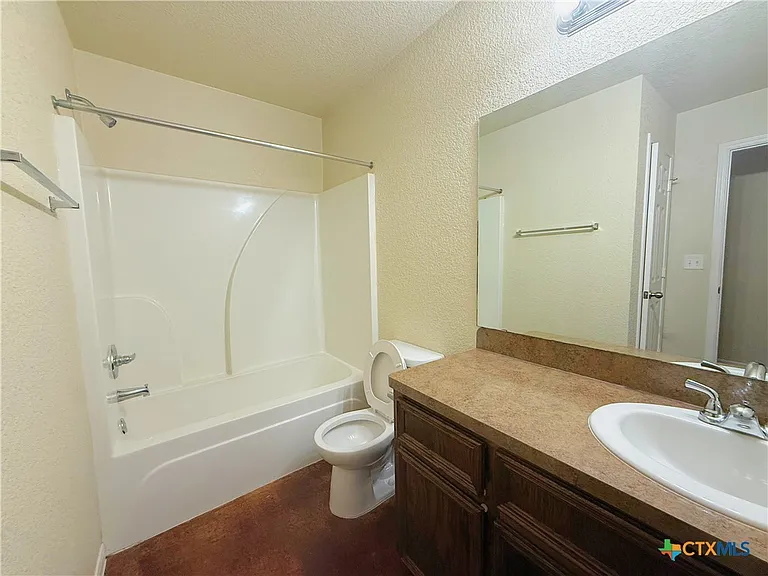 941 Pinewood Dr #A — Photo 10