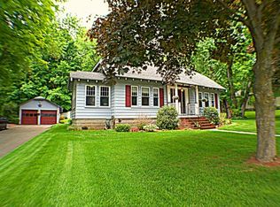 9 School St, Salem, NH 03079