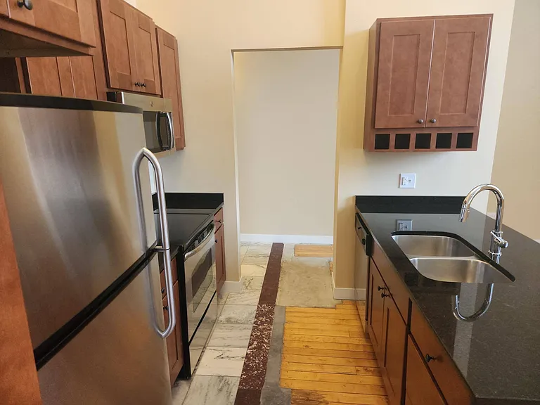 Pioneer Endicott — Photo 158
