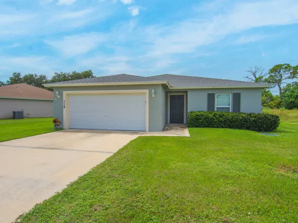 718 NE Perch Lane, Port St Lucie, FL 34983
