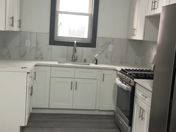(undisclosed Address), Brooklyn, NY 11212