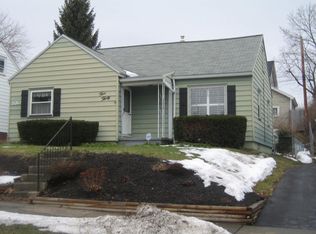 530 Tarrington Rd, Rochester, NY 14609