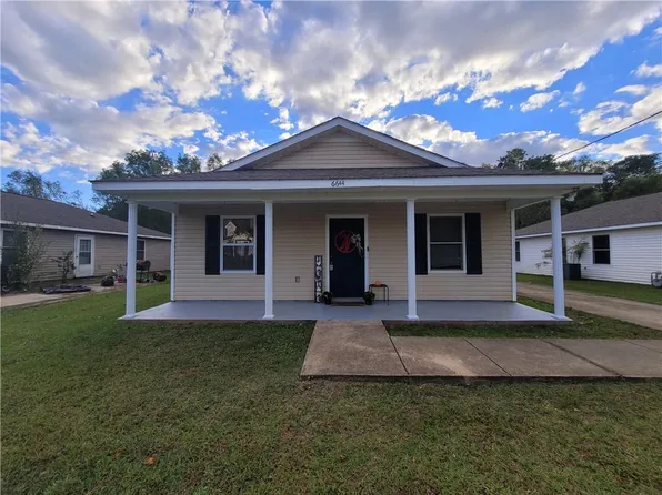 6644 Belwood Dr E, Theodore, AL 36582