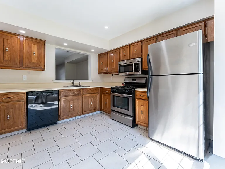 4 Vassar Pl — Photo 26