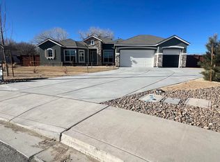 408 White Hawk Rd, Fernley, NV 89408