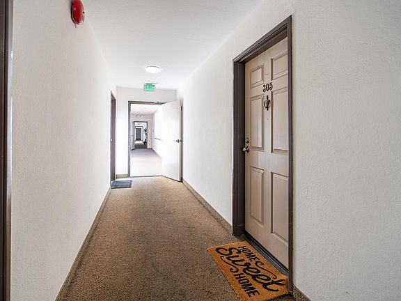 3rd image of 11939 Weddington St #315