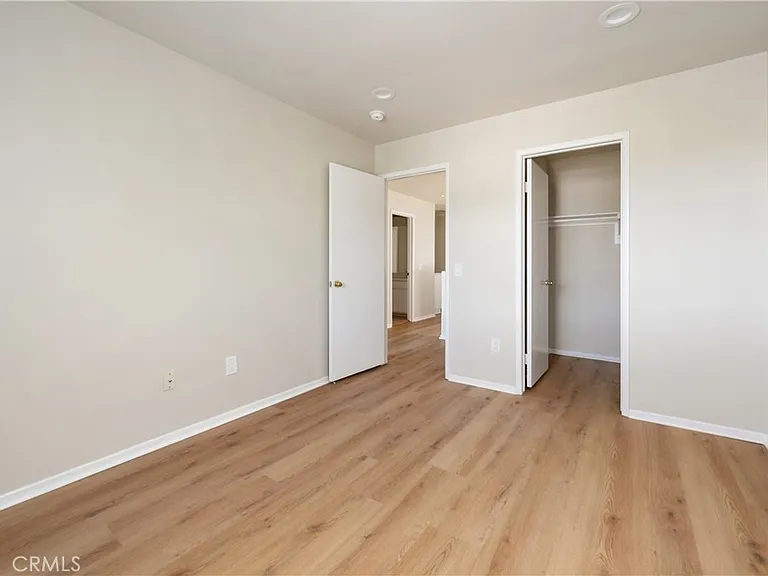 17526 Orangetree Dr — Photo 32