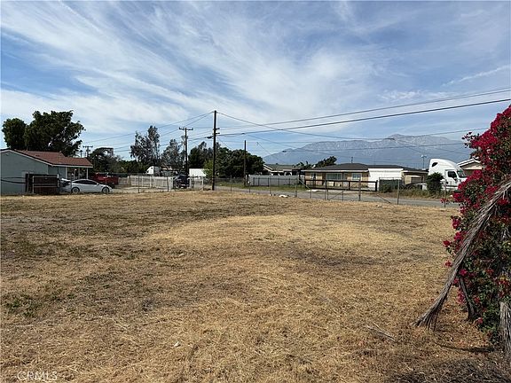 4th image of 0 Boyle Ave Lot 17