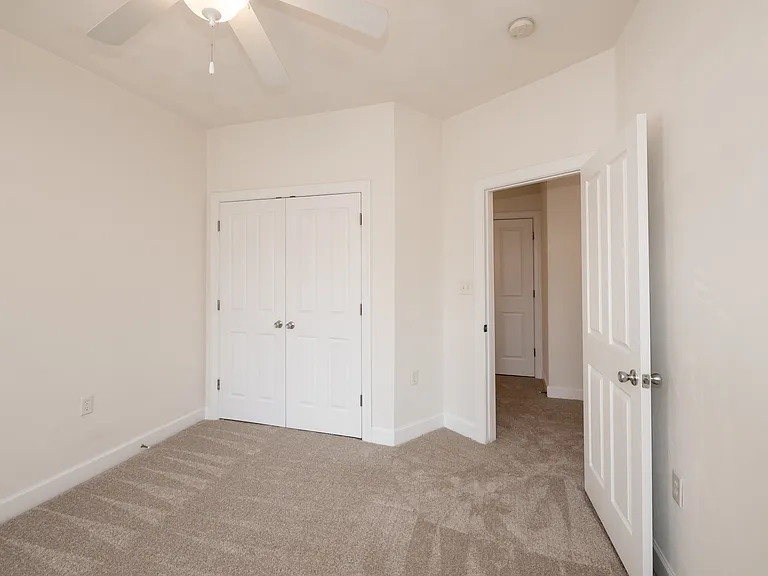 915 Colley Ave #A — Photo 34
