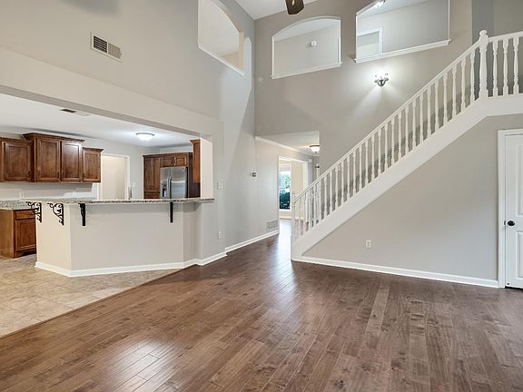 3rd image of 5788 Berry Patch Ln