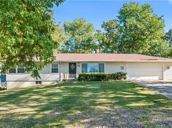 9112 W 51st St, Merriam, KS 66203