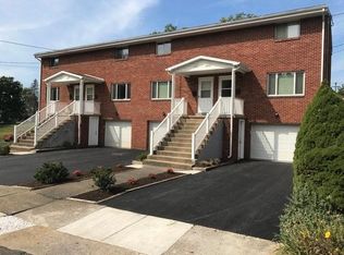 309 McConnell St, Grove City, PA 16127