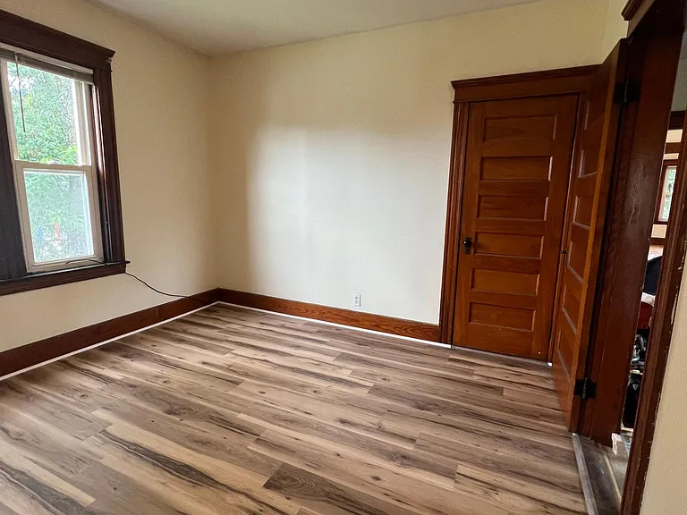 1st bedroom