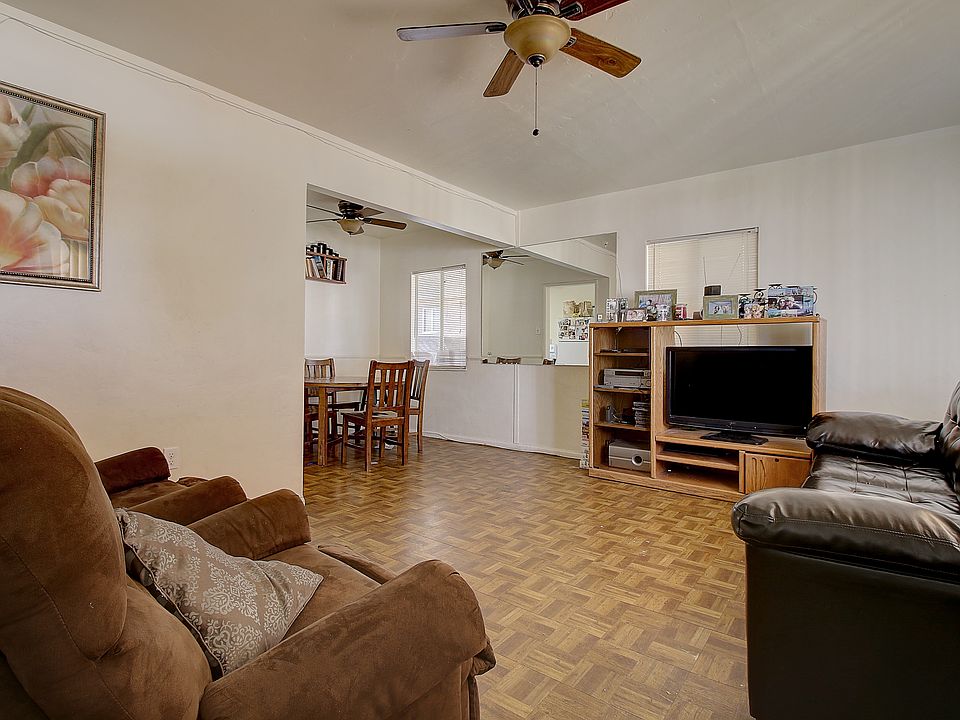 1st image of 2523 W Marshall Ave