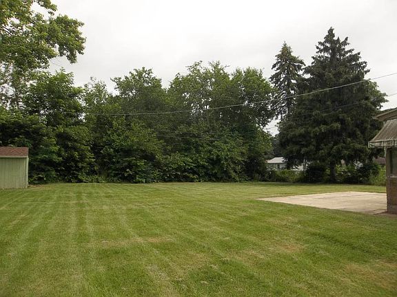 3rd image of 2419 Sauber Ave