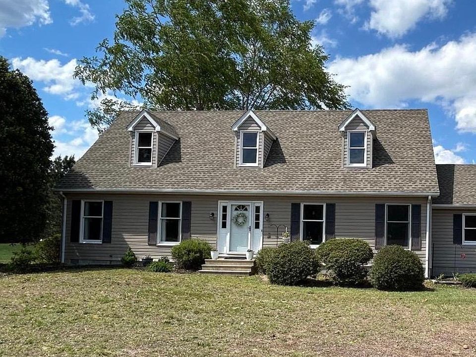 1st image of 23900 Emma Ln
