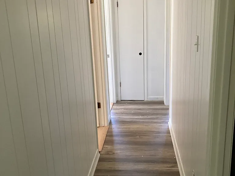 6120 Longview Rd — Photo 2