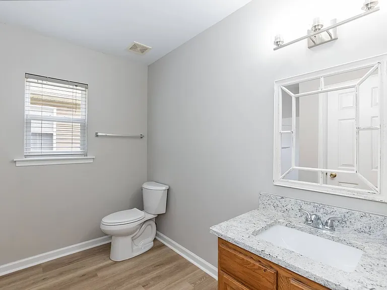 3010 Remington Oaks Cir — Photo 26