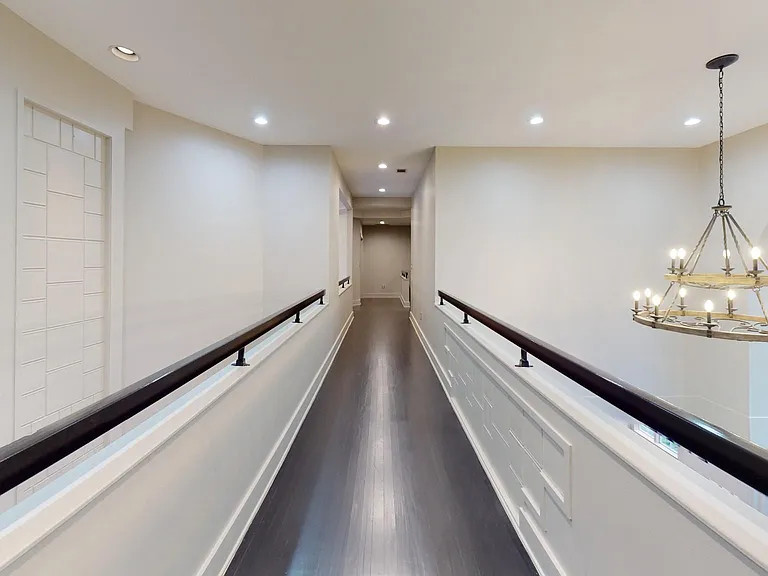 9629 Eagle Ridge Dr — Photo 22