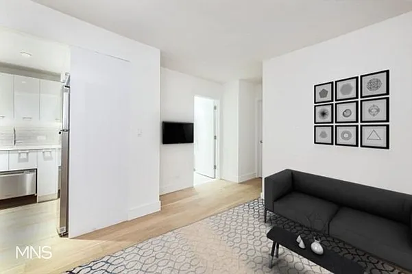 Rented by MNS Marketing | media 11