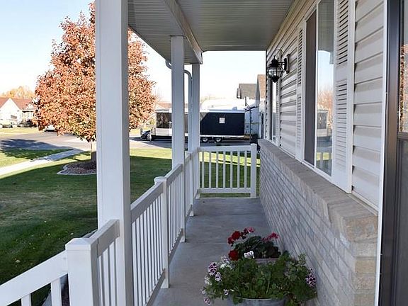 4th image of 4290 E Birchwood Cir