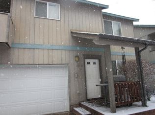 63335 Britta St APT 4, Bend, OR 97701