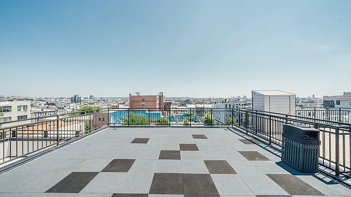 Rented by Nooklyn NYC LLC | media 25