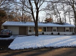 19 Leahy Rd, Brockton, MA 02302