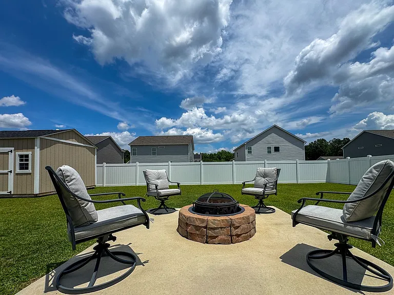 1465 Draw Bridge Ln — Photo 38