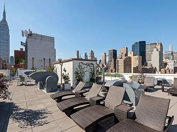 5th image of 155 E 34th St APT 8N