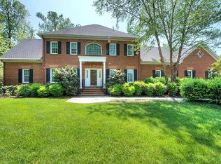 12607 Inverness Dr, Chester, VA 23836