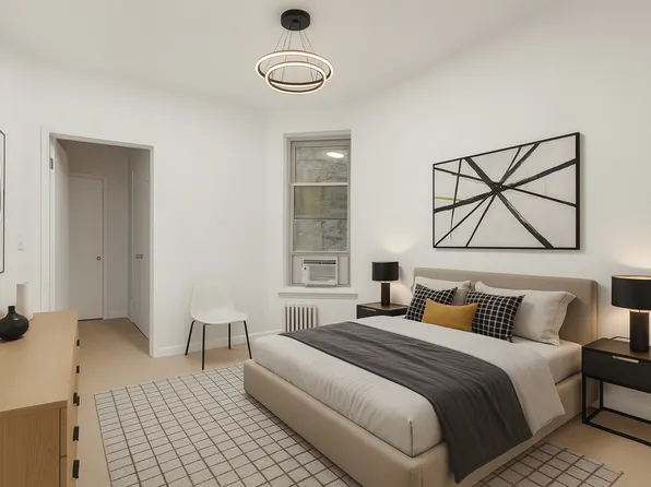 323 West 43rd Street image 7 of 12