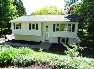 20 Old Rock Cut Rd, Walden, NY 12586