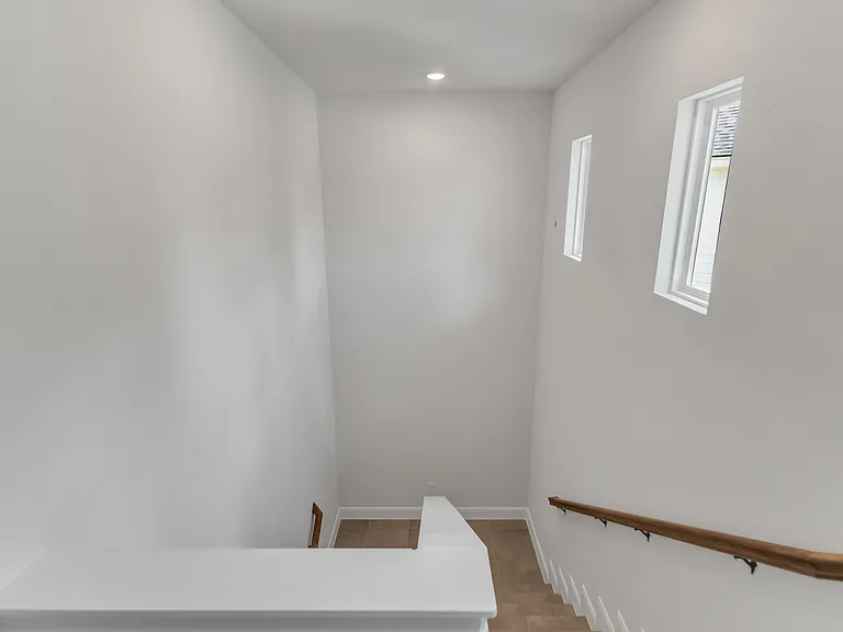 600 Park Cir — Photo 19
