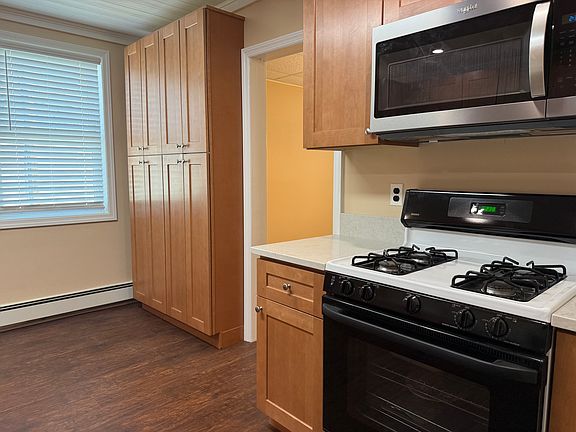 3rd image of 128 Park Ave Floor 2