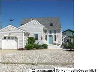 206 21st Ave, Seaside Park, NJ 08752