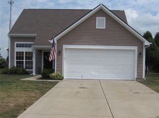 2859 Big Cone Ct, Whiteland, IN 46184