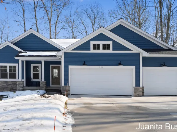 9310 S Annie Ln, Newaygo, MI 49337