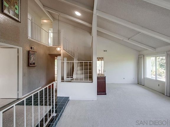 5th image of 17335 Campillo Dr