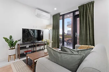 KG Tower at 124-28 Queens Boulevard in Kew Gardens : Sales