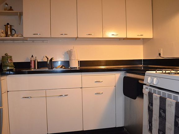 5th image of 33 Schermerhorn St APT 2