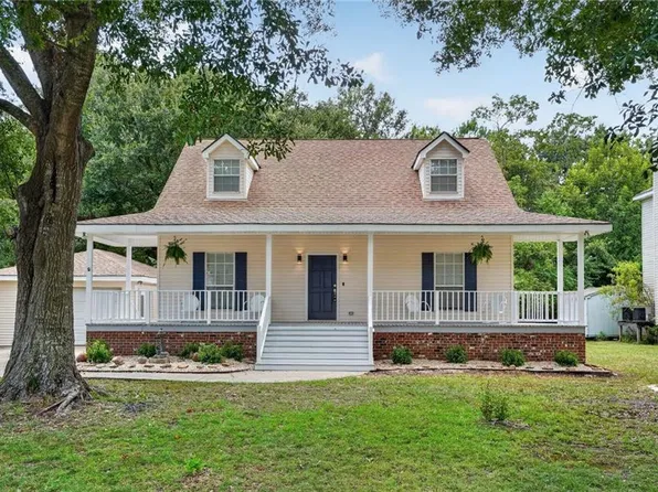 67131 Locke St, Mandeville, LA 70471
