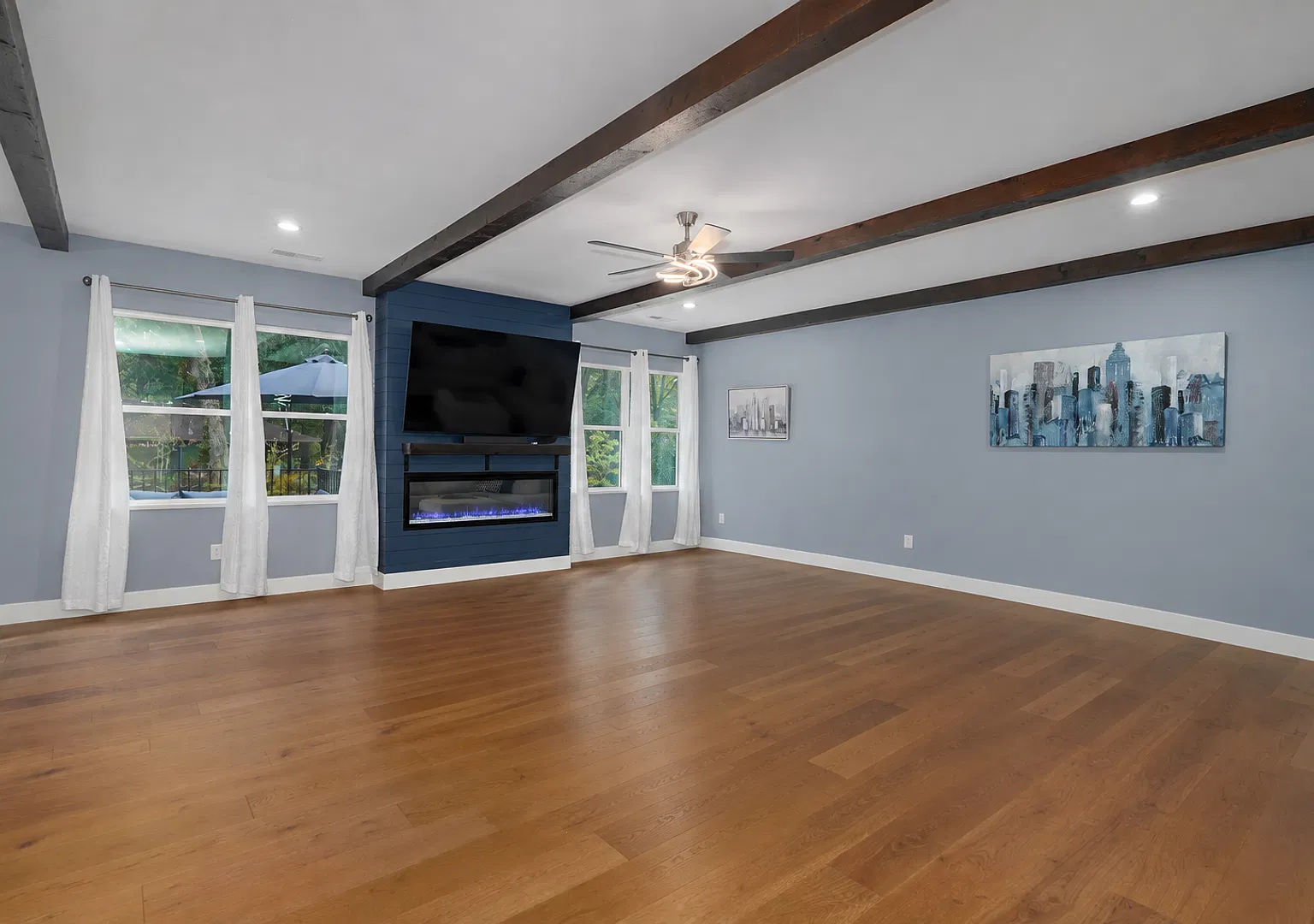 Now Leasing — Photo 4