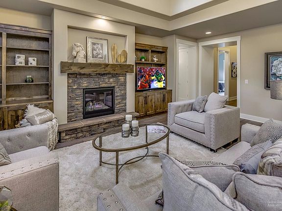 5th image of 2509 NW Pine Terrace Dr