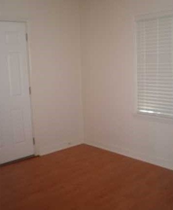 4th image of 4401 Lareina Dr #B
