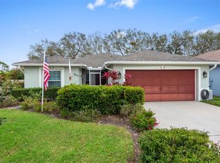 230 Stanhope Cir, Naples, FL 34104