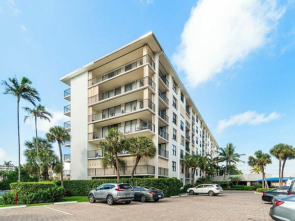 2nd image of 3545 S Ocean Boulevard #516