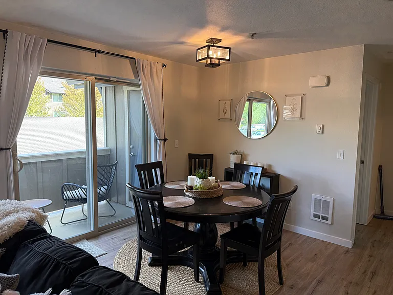 1900 Weaver Rd #P203 — Photo 6