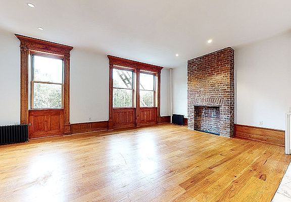 2nd image of 136 Prospect Park W APT 3C