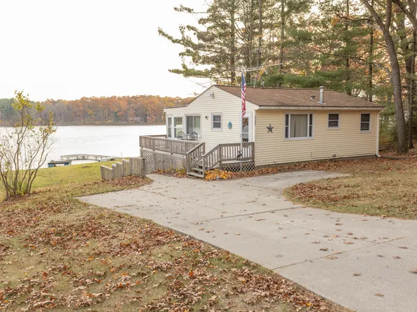 21367 Monroe Rd, Morley, MI 49336